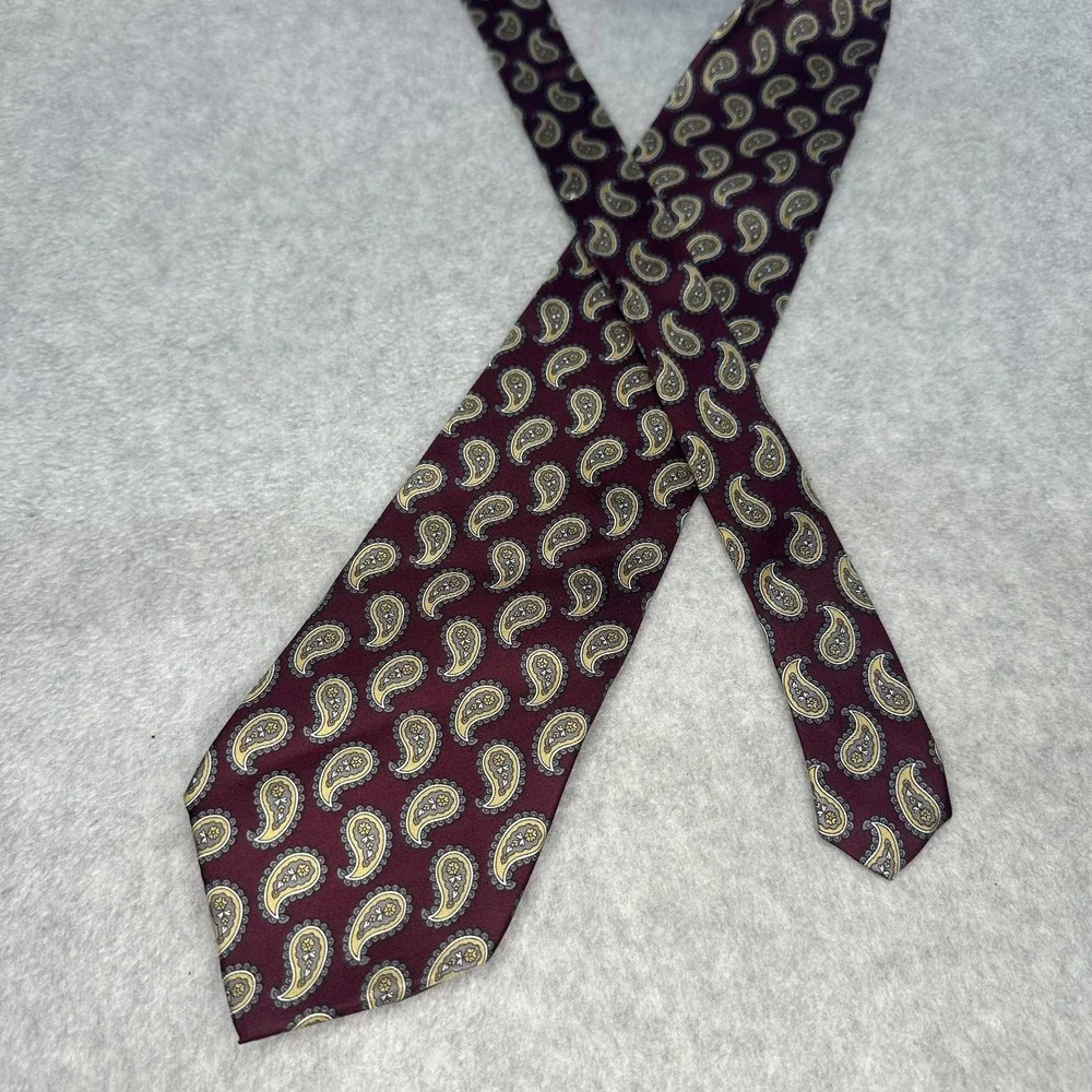 Sheaf & Caber Tie Mens Silk Paisley Burgundy Italian Fabric Made in‎ USA Necktie